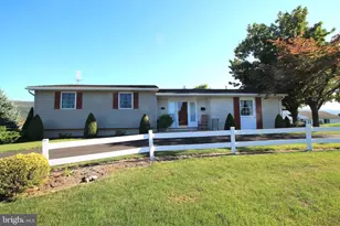 102 Poe St, Belleville, PA 17004 - Photo 2