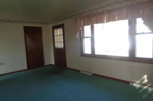 820 5th Street W, Lewistown, PA 17044 - Photo 2