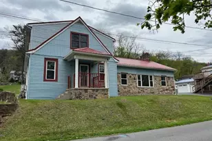 540 Wood St, Burnham, PA 17009 - Photo 2