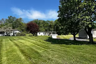 67 Hoss Dr, Lewistown, PA 17044 - Photo 2