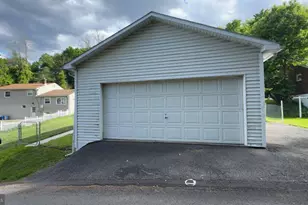 6 Pine Park Dr, Lewistown, PA 17044 - Photo 10
