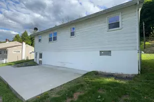 6 Pine Park Dr, Lewistown, PA 17044 - Photo 6