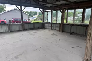 1922 Glenwood Ave, Lewistown, PA 17044 - Photo 2