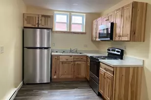 25 Marble St, Lewistown, PA 17044 - Photo 2