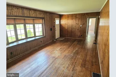 300 Locust Street, Burnham, PA 17009 - Photo 2