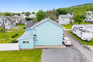 519 W 4th St, Lewistown, PA 17044 - Photo 6