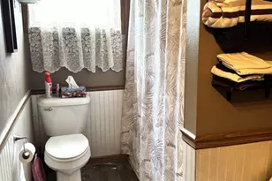 421 E Freedom Ave, Burnham, PA 17009 - Photo 12