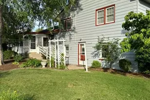 328 Cottage Pl, Lewistown, PA 17044 - Photo 4