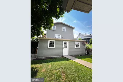 425 E Freedom Avenue, Burnham, PA 17009 - Photo 6