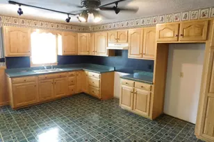 79 & 81 Electric Ave, Milroy, PA 17063 - Photo 10