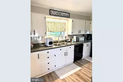 720 E Freedom Avenue, Burnham, PA 17009 - Photo 2