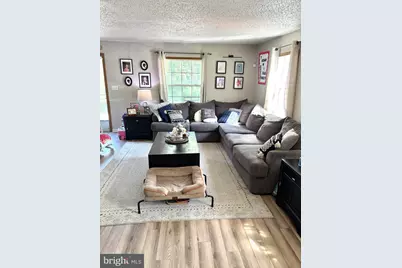 720 E Freedom Avenue, Burnham, PA 17009 - Photo 10