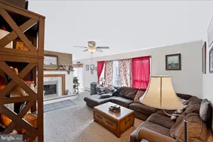 807 N Pine St, Burnham, PA 17009 - Photo 4