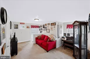 807 N Pine St, Burnham, PA 17009 - Photo 14