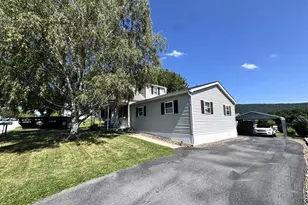 422 Princeton St, Lewistown, PA 17044 - Photo 2