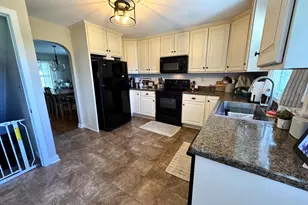 399 Walnut St, Belleville, PA 17004 - Photo 4