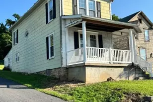 216 N Walnut St, Lewistown, PA 17044 - Photo 6