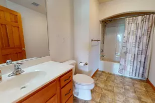 8 Sunshine Cir, Lewistown, PA 17044 - Photo 16