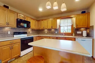 8 Sunshine Cir, Lewistown, PA 17044 - Photo 10