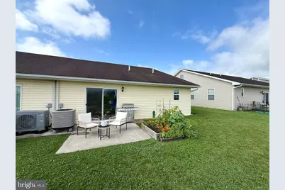 39 Pacific Avenue, Milroy, PA 17063 - Photo 2