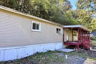 152 Hawsbrick St, Lewistown, PA 17044 - Photo 2