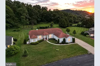 295 Cornfield Circle, Lewistown, PA 17044 - Photo 2