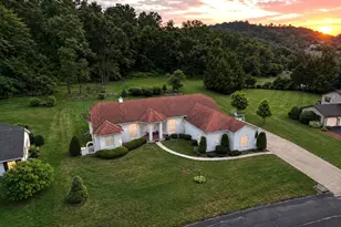 295 Cornfield Cir, Lewistown, PA 17044 - Photo 2