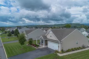 42 Cambridge Ln, Lewistown, PA 17044 - Photo 16