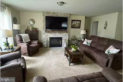 42 Cambridge Lane, Lewistown, PA 17044 - Photo 2