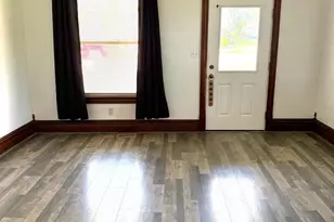 324 Shaw Ave, Lewistown, PA 17044 - Photo 2