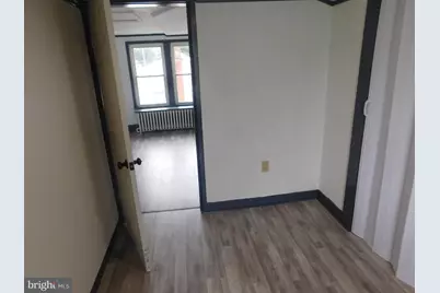 419 E Freedom Avenue E, Burnham, PA 17009 - Photo 10