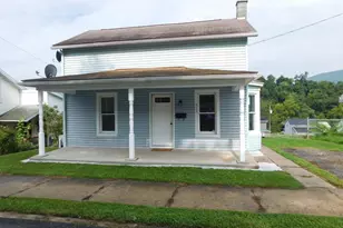 419 E Freedom Ave E, Burnham, PA 17009 - Photo 1