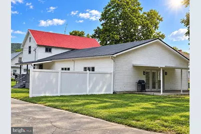 36 Poplar Street, Mount Union, PA 17066 - Photo 2