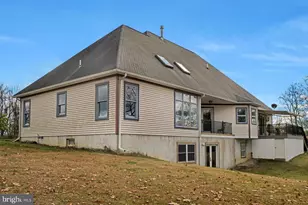 41 Majestic Dr, Danville, PA 17821 - Photo 4