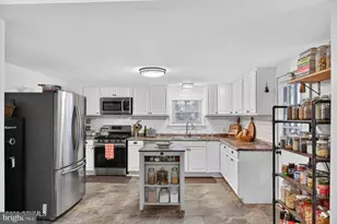 949 Grand St, Danville, PA 17821 - Photo 4