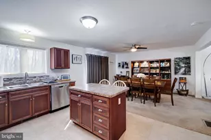 287 Sunrise Dr, Henryville, PA 18332 - Photo 8