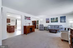 287 Sunrise Dr, Henryville, PA 18332 - Photo 4