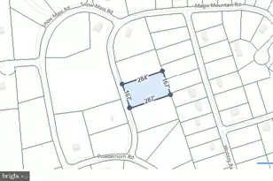 2818 Magic Mountain Rd, Henryville, PA 18332 - Photo 1