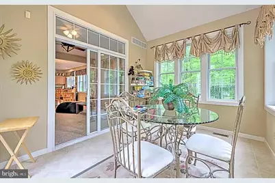 554 Pinecrest Drive, Pocono Pines, PA 18350 - Photo 18