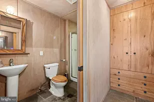 310 Hunters Farm Rd, Henryville, PA 18332 - Photo 44