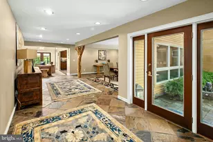 310 Hunters Farm Rd, Henryville, PA 18332 - Photo 12