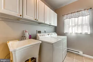 251 Tall Oak Dr, Pocono Lake, PA 18347 - Photo 12