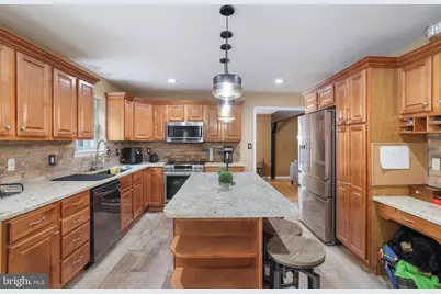 2299 Long Acre Drive, Effort, PA 18330 - Photo 18