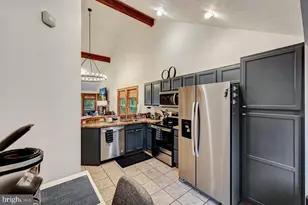 179 Hawthorne Ct, Tannersville, PA 18372 - Photo 12