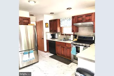 408 Sassafrass Way, Stroudsburg, PA 18360 - Photo 2