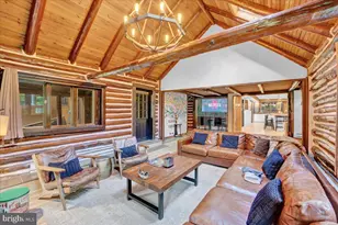 205 Falling View Ct, East Stroudsburg, PA 18302 - Photo 16