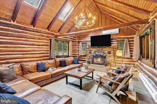 205 Falling View Ct, East Stroudsburg, PA 18302 - Photo 14