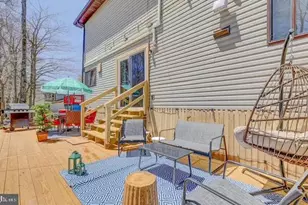 4623 Burnside Dr, Tobyhanna, PA 18466 - Photo 10