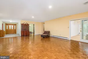 125 Talon Dr, Tannersville, PA 18372 - Photo 8