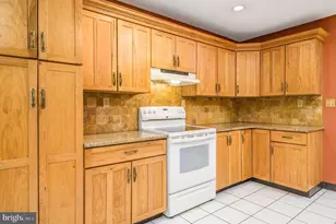 125 Talon Dr, Tannersville, PA 18372 - Photo 6